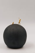 Escultura Decorativa Mundinho Nino - Cerâmica/Ouro 24k