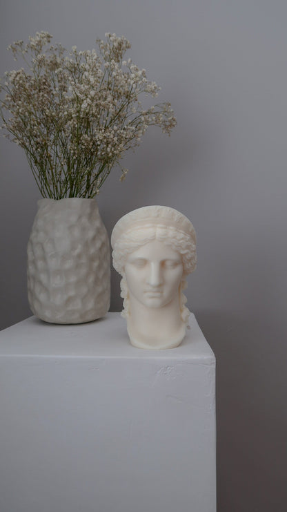 Vela Decorativa Branca Busto Hera